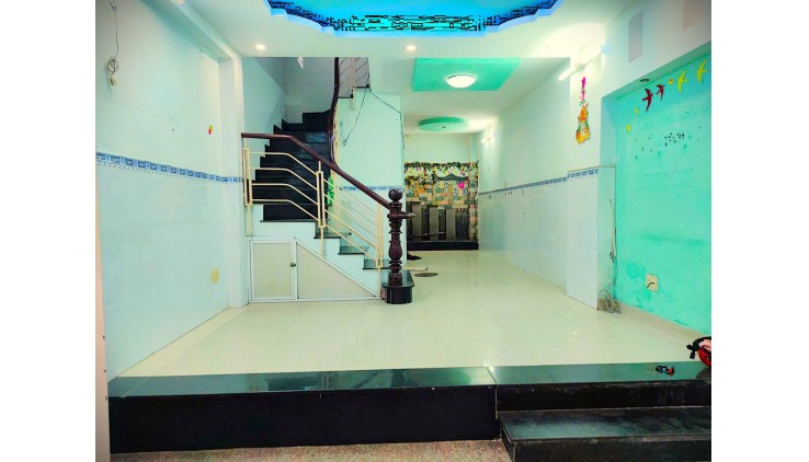 Bán nhà Phường Linh Tây DT sàn 96m2 có 2 Phòng ngủ 2 WC 2 Tầng Đúc chắc chắn giảm 300TR còn 3,75 tỷ